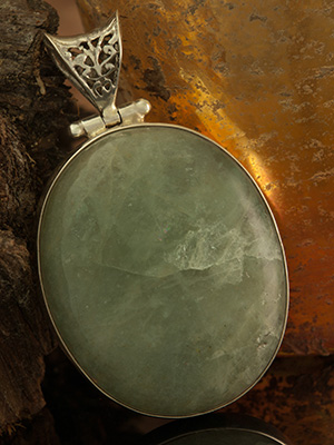Aquamarine Pendant in Sterling Silver